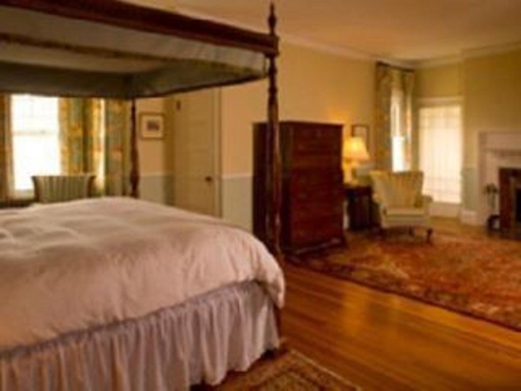 The Manor Inn Castine 客房 照片