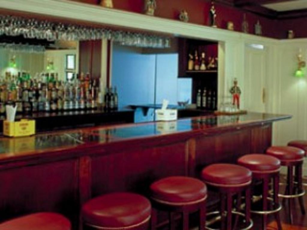 The Manor Inn Castine 外观 照片