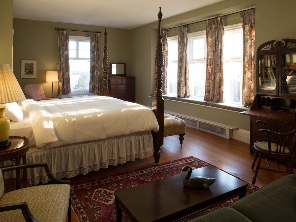 The Manor Inn Castine 外观 照片