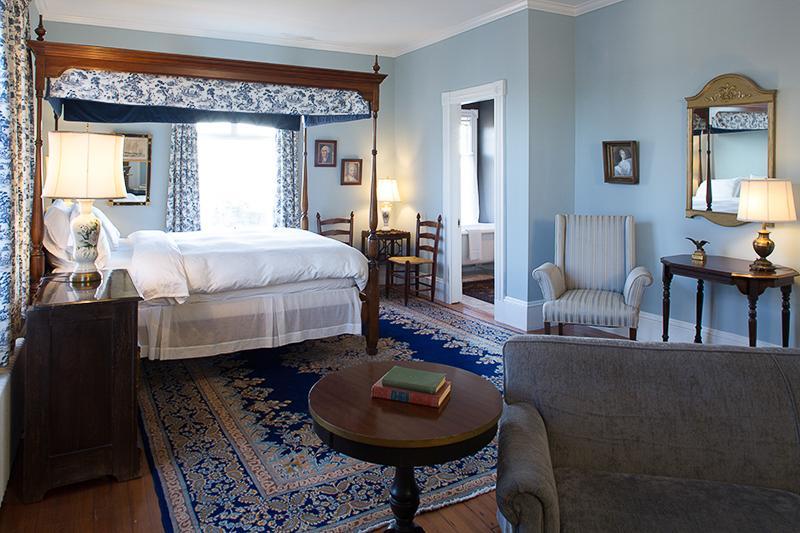 The Manor Inn Castine 外观 照片